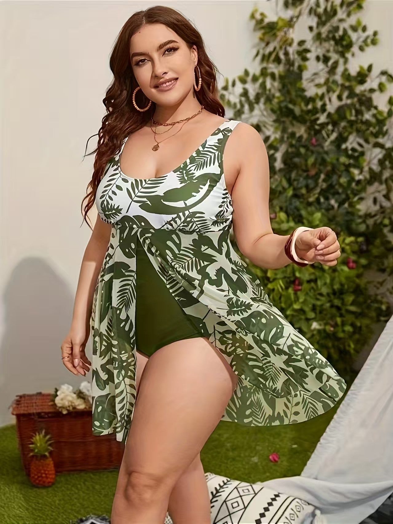 🏖️🏝️【Reducere limitată】✨️Costum de baie 2 piese pentru femei plinuțe – model floral 2025|Subțiază silueta|Ideal pentru plajă și vacanță|Stil modern, confortabil