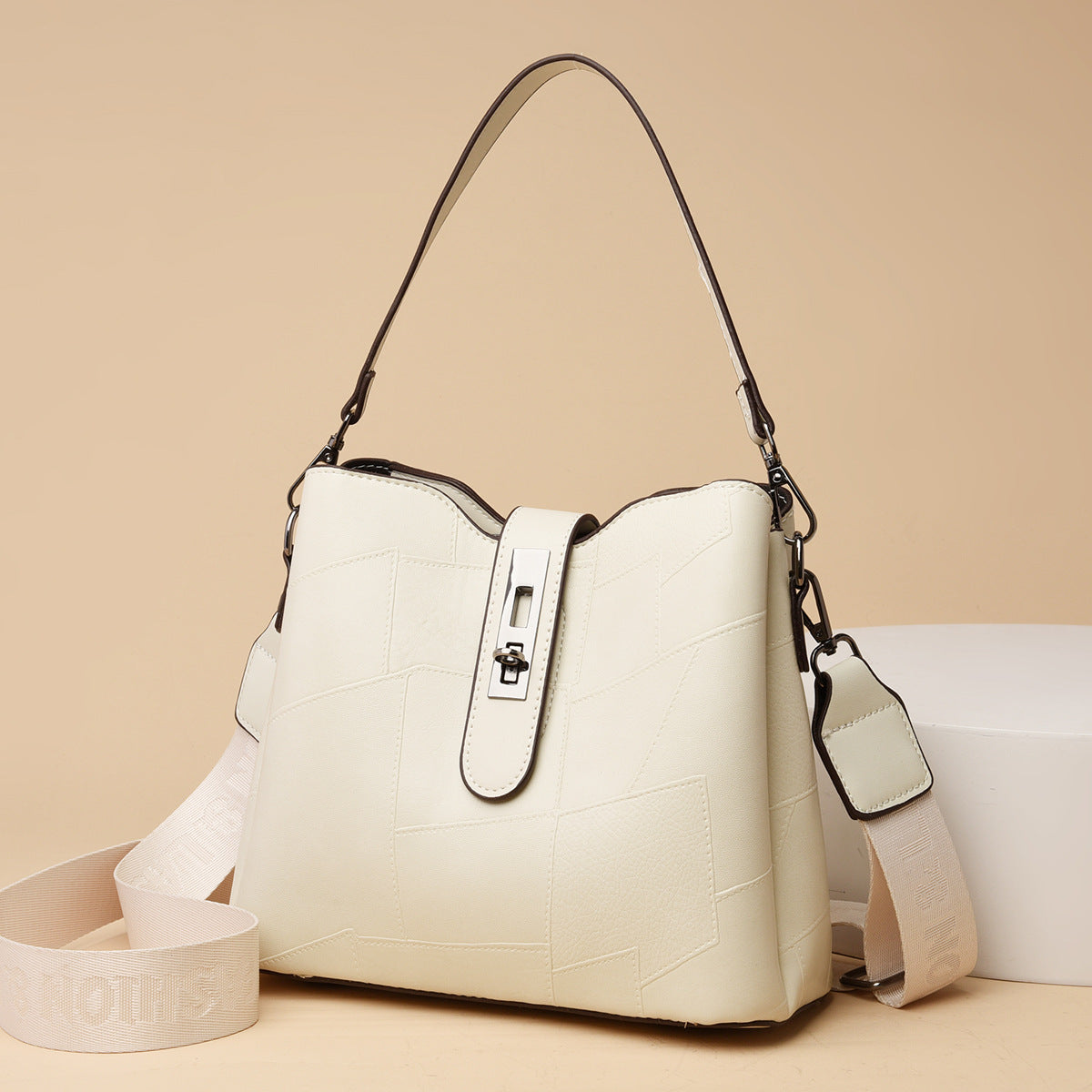 👜【Zľava -49% 🔥🔥】Veľká kabelka z mäkkého PU kože v tvare vedra