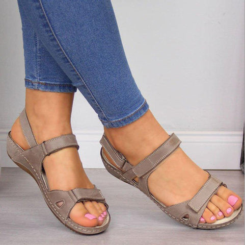 🔥✨【35-43】Sandale damă 2025 din piele moale 👡 Confort maxim Talpă joasă, ideale pentru purtare zilnică 💃