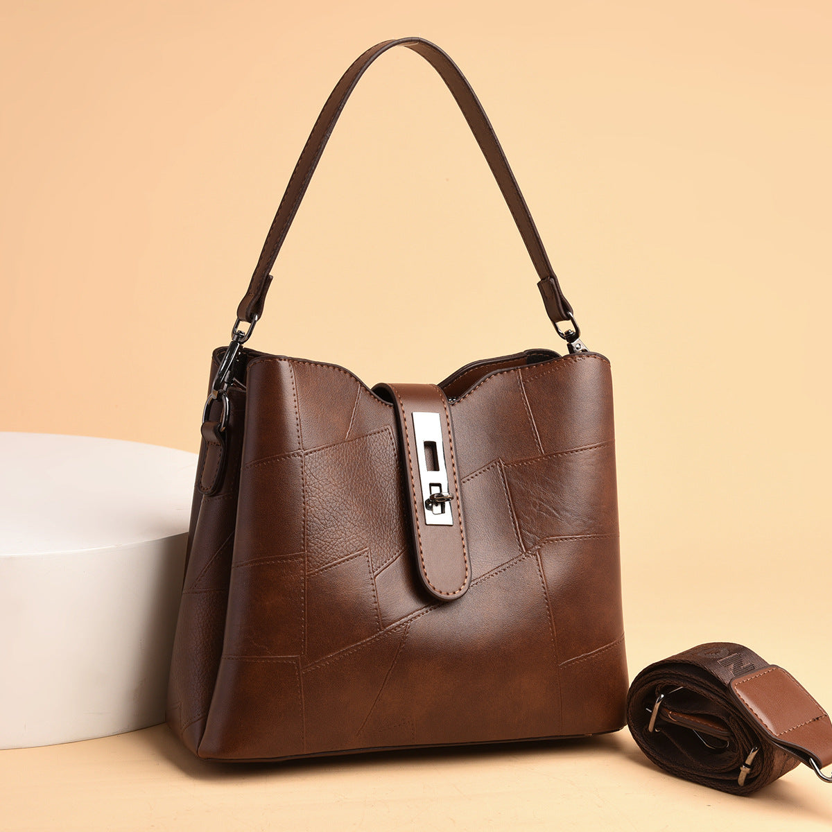 👜【Zľava -49% 🔥🔥】Veľká kabelka z mäkkého PU kože v tvare vedra