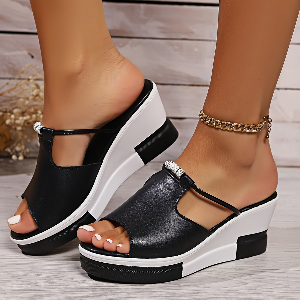 👡👑【Časovo obmedzená ponuka】【36-43】Dámske sandále z pravej kože na klinovom podpätku, ktoré zvýrazňujú výšku